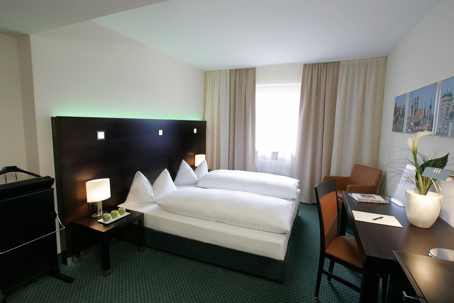 Hotel Lumiere An Der Messe "New Opening" Frankfurt am Main Exterior photo